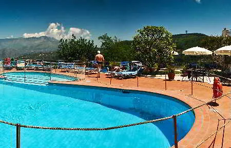 Romita Hotel 3*