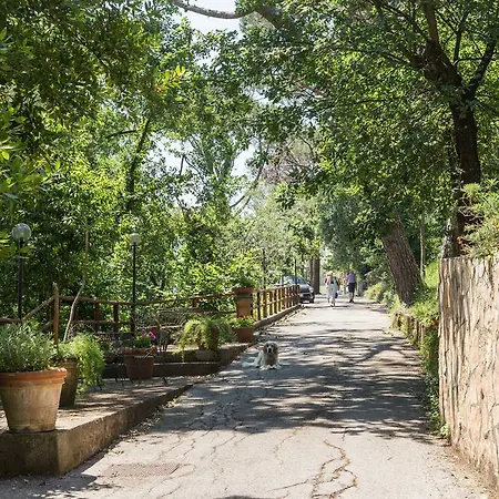 Romita 3* SantʼAgata sui Due Golfi