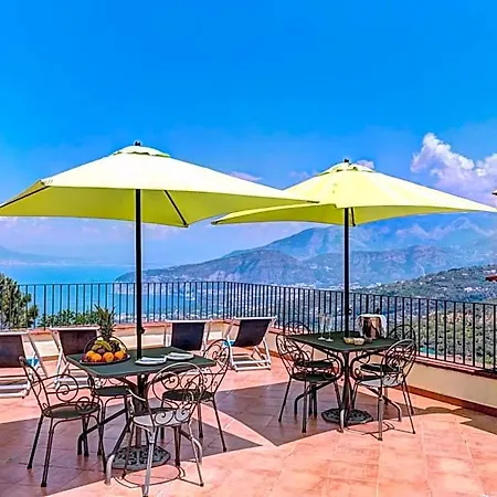 Romita Hotel SantʼAgata sui Due Golfi