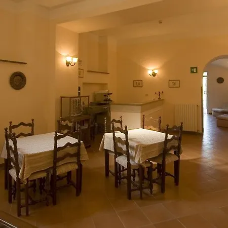 Romita 3* SantʼAgata sui Due Golfi